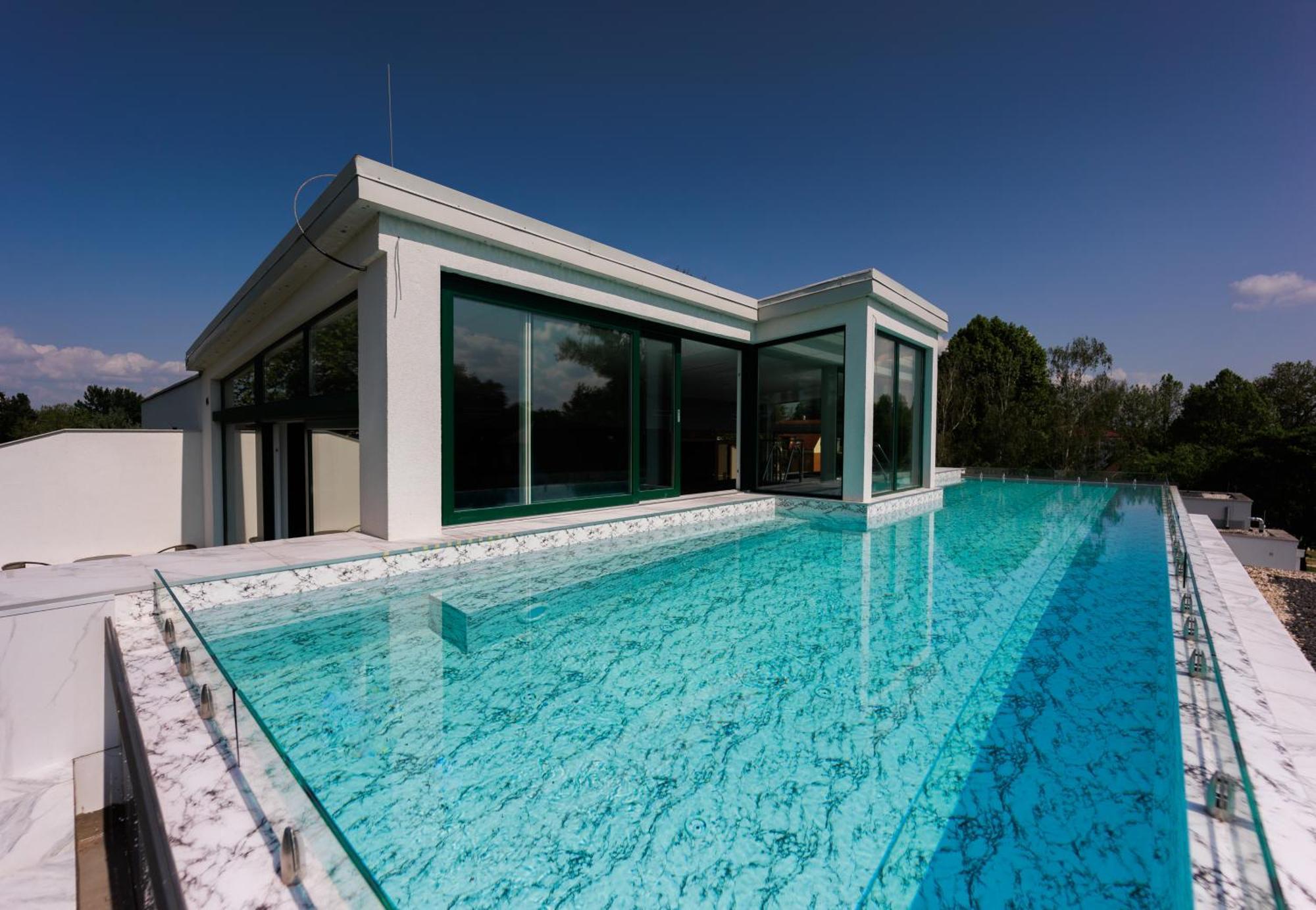 Villa Bauhaus Wellness Apart-Hotel Siófok Exteriér fotografie