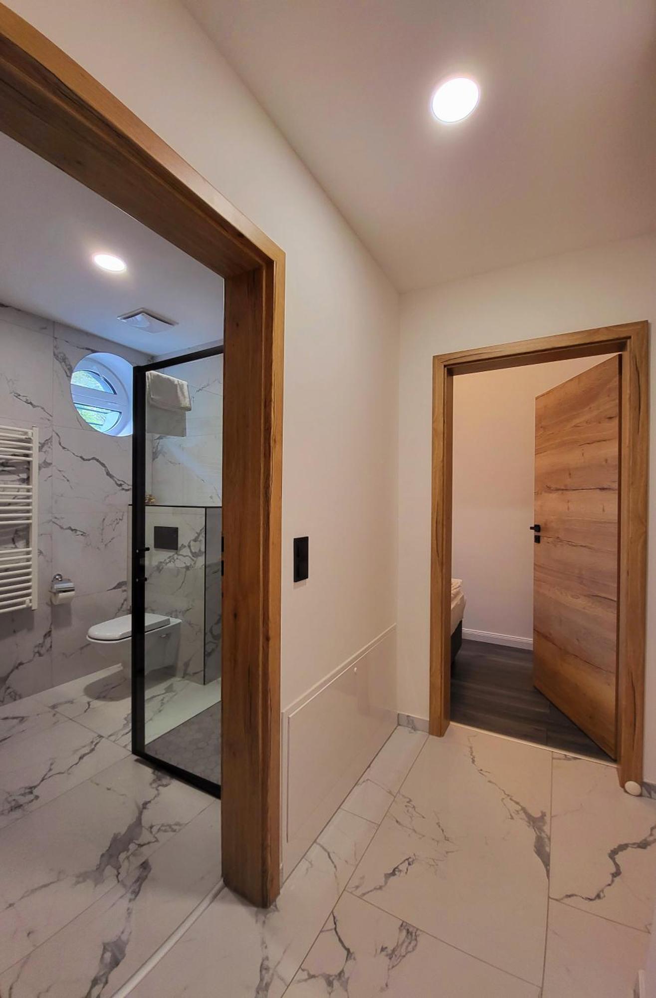 Villa Bauhaus Wellness Apart-Hotel Siófok Pokoj fotografie